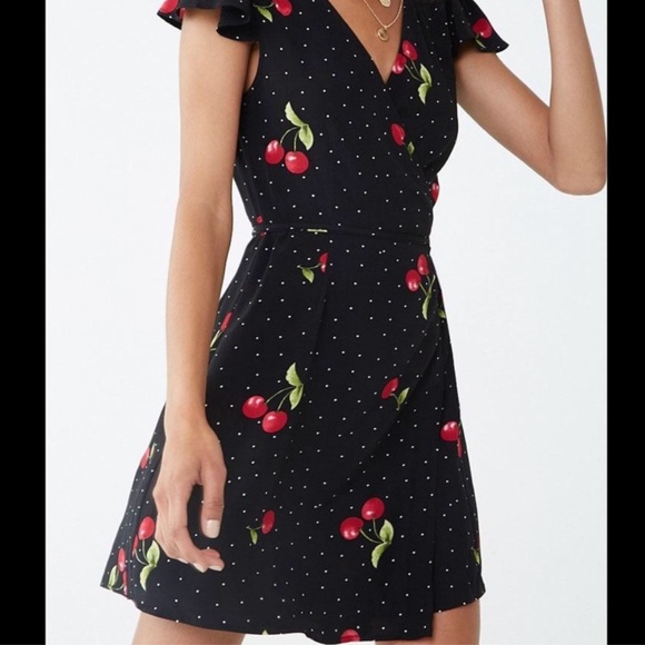Black Cherry Print Polka Dot Mini Wrap Dress Red White — M — V Neck - Picture 8 of 8